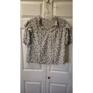 Romantic Cottagecore White Floral Smocked Flutter Sleeve Top Large